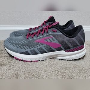 Brooks Ravenna 10 1202861D006 Gray Women's Wide Running Shoes Size 9.5D Athletic